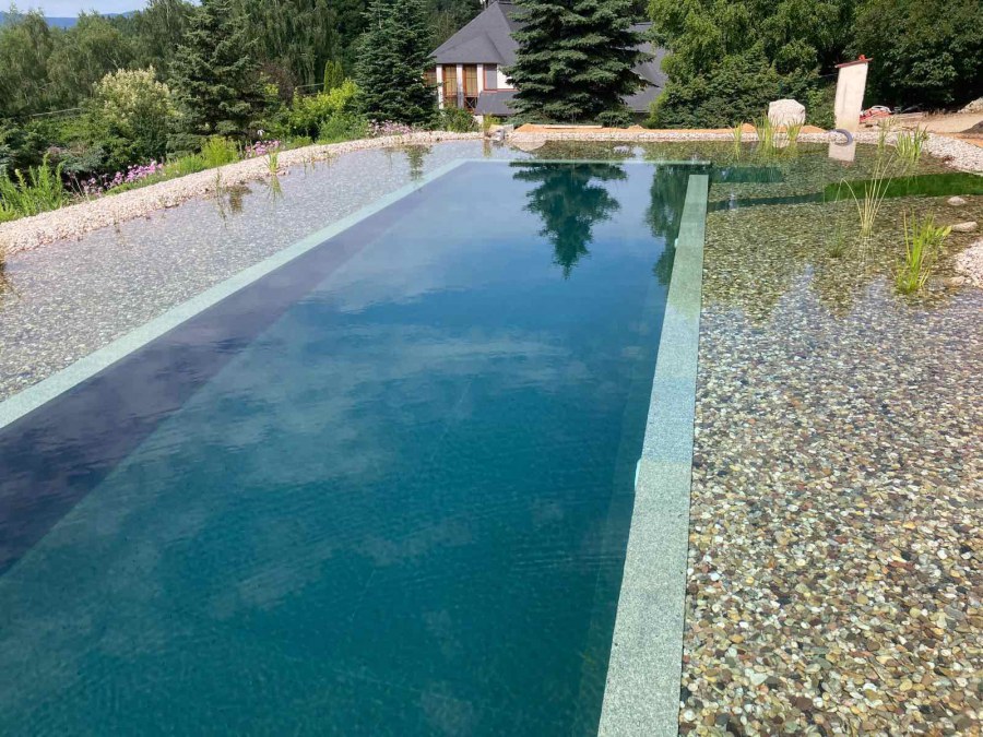 Dodávka technologie ke koupacímu jezírku v Liberci.