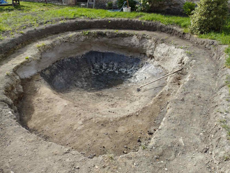 Malé okrasné jezírko.