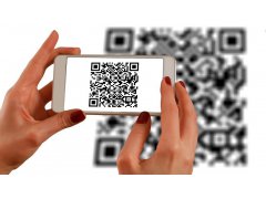 PLATBY V HOTOVOSTI a QR KÓDEM SE SLEVOU