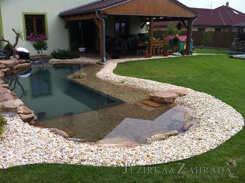 Koupací jezírko Vysoká Pec