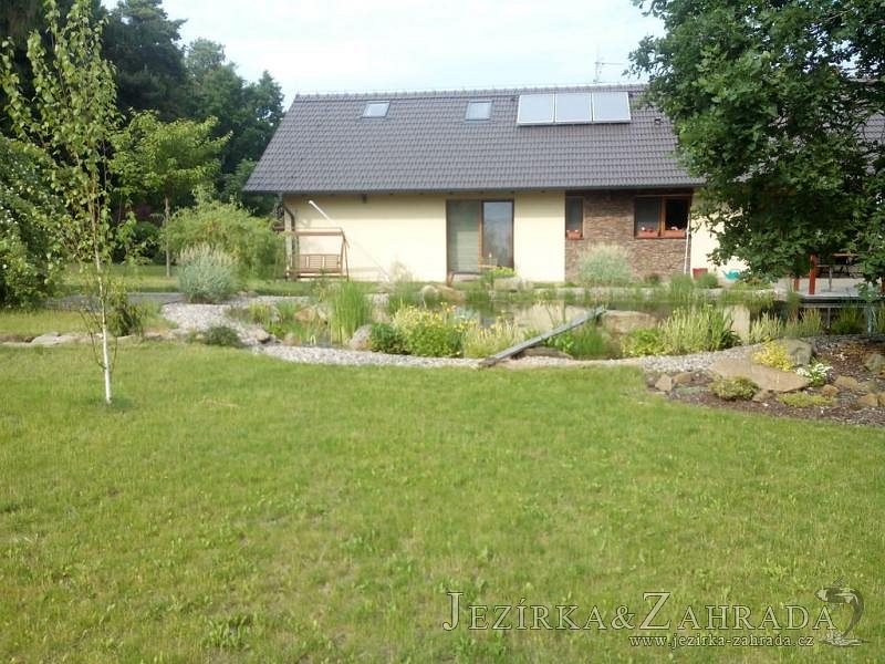 Stavba koupacího jezírka v Zíchovci 120m3