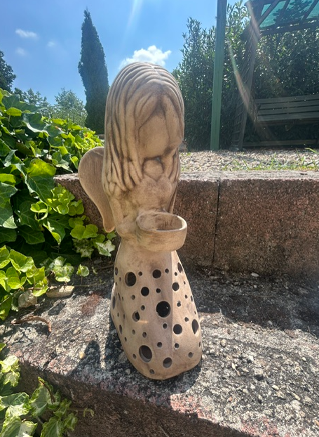 Anděl klečící malý (keramika)